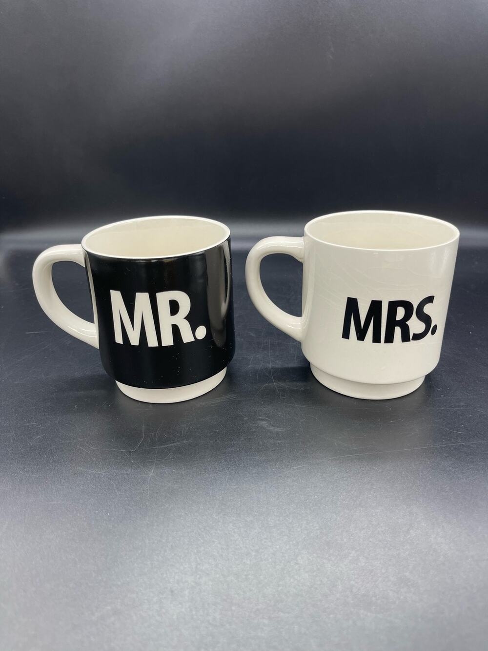 Louis Veasey Our Name is Mudd Set of 2 Groom & Bride Under New Management Mugs